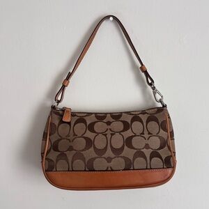Coach Hamptons Demi Bag Signature Jacquard Tan